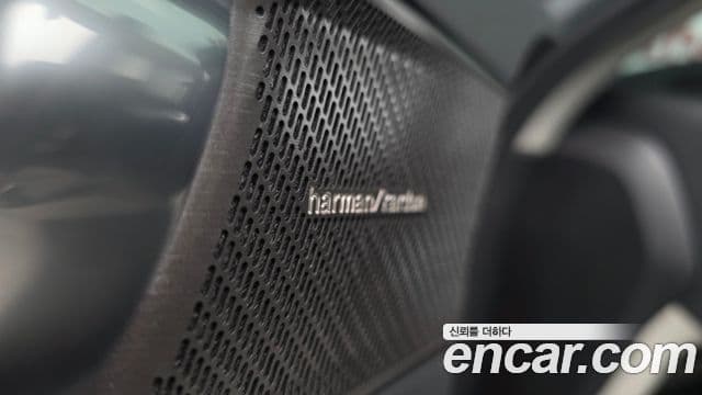 Volvo XC40 B4 Ultra Bright, 2025 17