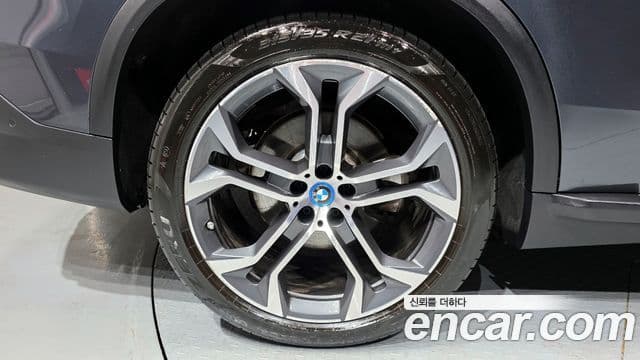BMW X5 (G05) xDrive 45e xLine, 2022 все фото