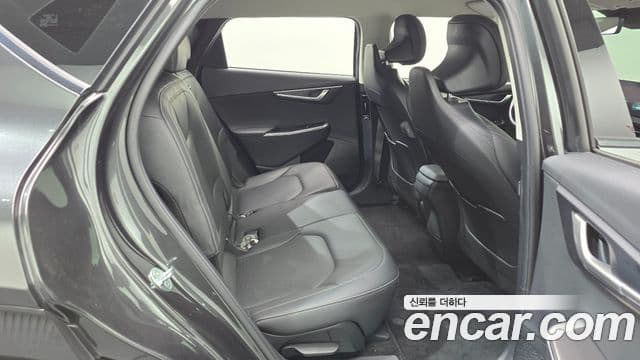 Kia EV6 Air, 2022 12