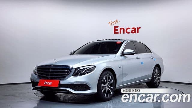 Mercedes-Benz E-класс W213 Exclusive, 2020 1