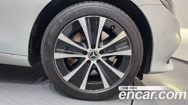 Mercedes-Benz E-класс W213 Exclusive, 2020 все фото