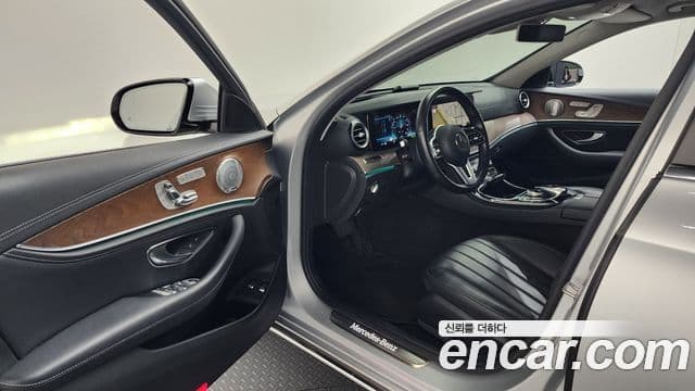 Mercedes-Benz E-класс W213 Exclusive, 2020 10