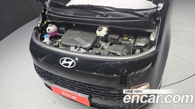 Hyundai Staria Modern, 2025 6