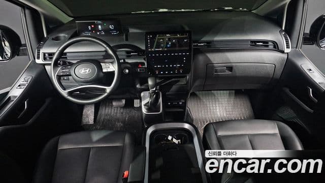 Hyundai Staria Modern, 2025 7