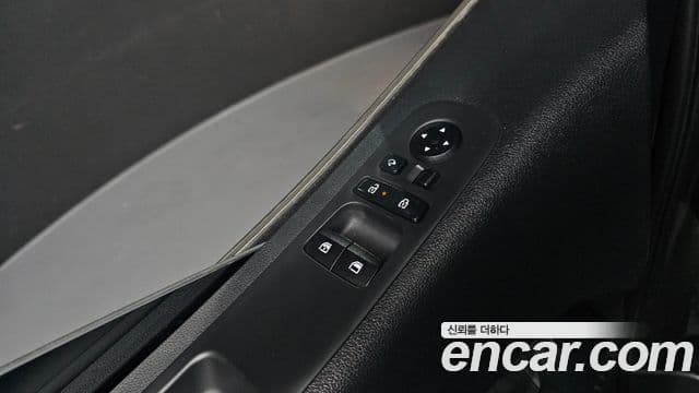 Hyundai Staria Modern, 2025 19