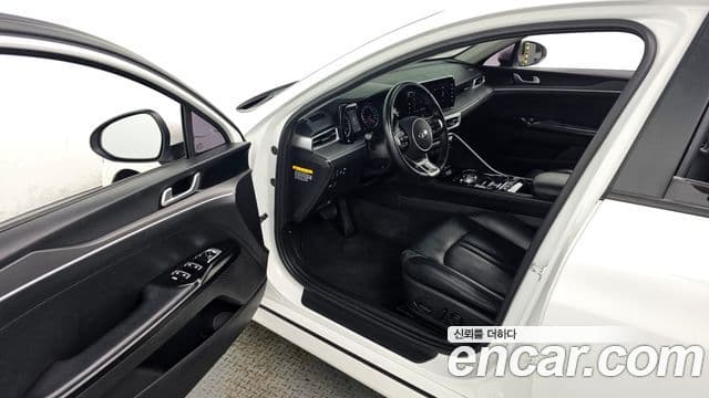 Kia K5 3세대 Prestige, 2020 10