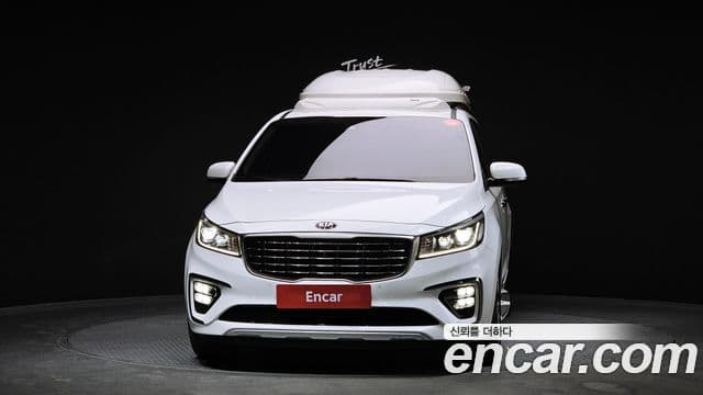 Kia The / новый New Carnival VIP, 2019 3