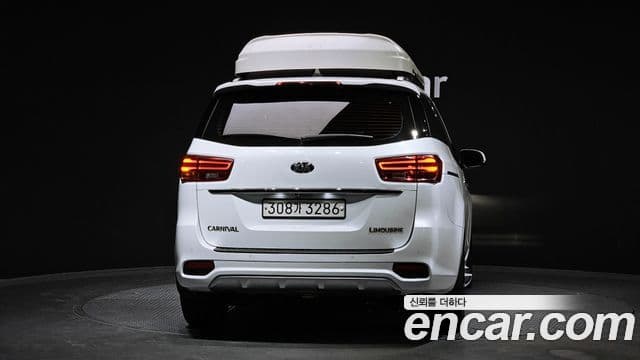 Kia The / новый New Carnival VIP, 2019 4
