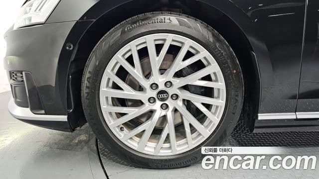 Audi A8 (D5) 55 TFSI Quattro LWB, 2021 все фото