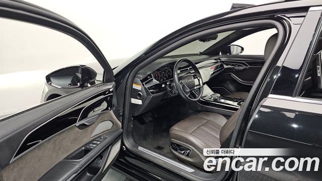 Audi A8 (D5) 55 TFSI Quattro LWB, 2021 11