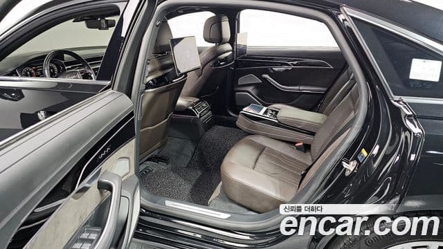 Audi A8 (D5) 55 TFSI Quattro LWB, 2021 16