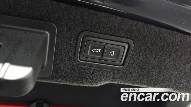 Audi A8 (D5) 55 TFSI Quattro LWB, 2021 19