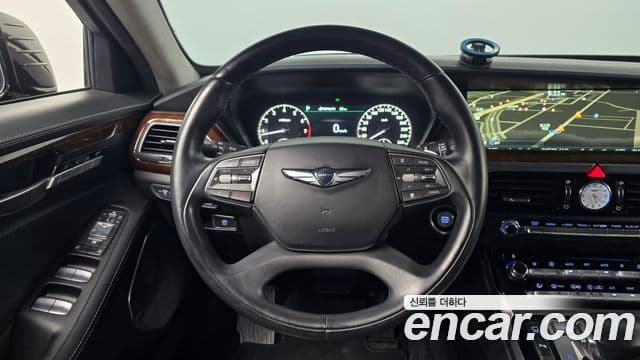 Genesis EQ900 Prestige, 2018 13