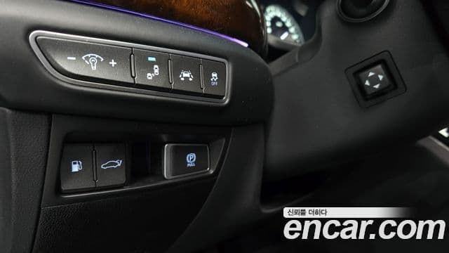 Genesis EQ900 Prestige, 2018 14