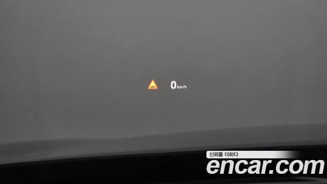 Genesis EQ900 Prestige, 2018 17