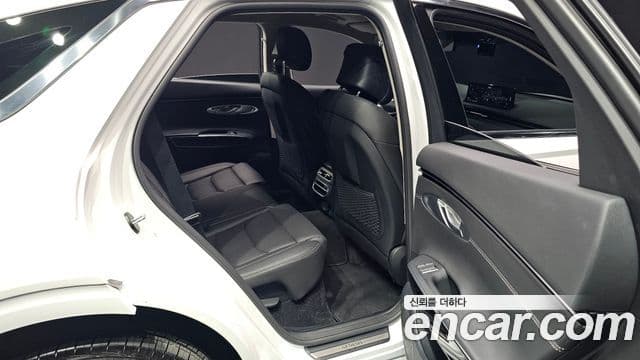 Genesis GV70, 2024 11