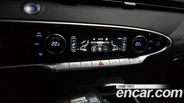 Genesis GV70, 2024 17