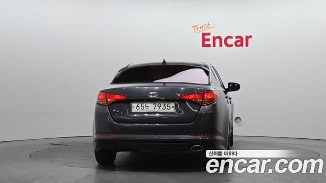 Kia K5 Luxury, 2011 4