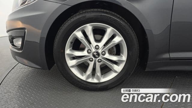 Kia K5 Luxury, 2011 все фото