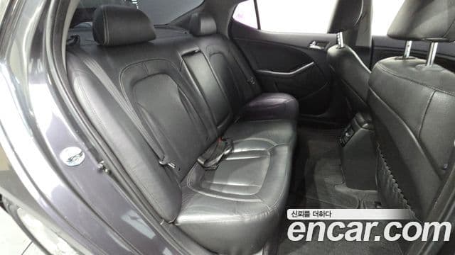 Kia K5 Luxury, 2011 12