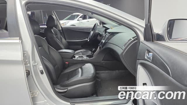 Hyundai Sonata The / новый 브릴리언트 Premium, 2013 10