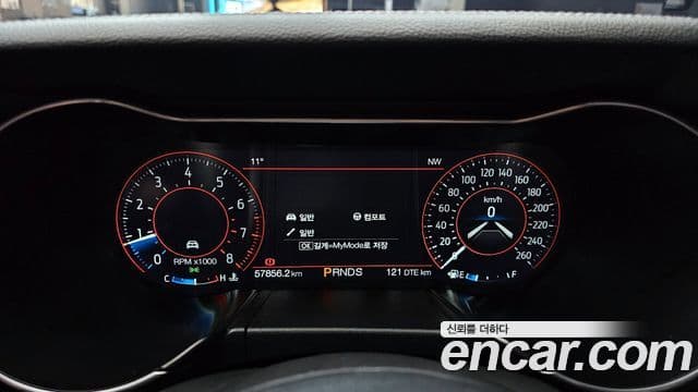 Ford Mustang кабриолет, 2021 8