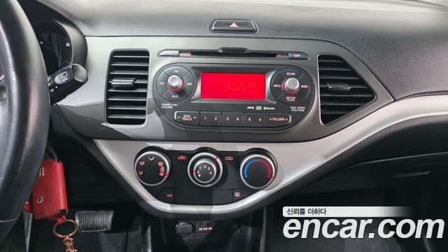 Kia All New Morning Deluxe Trendy, 2015 14