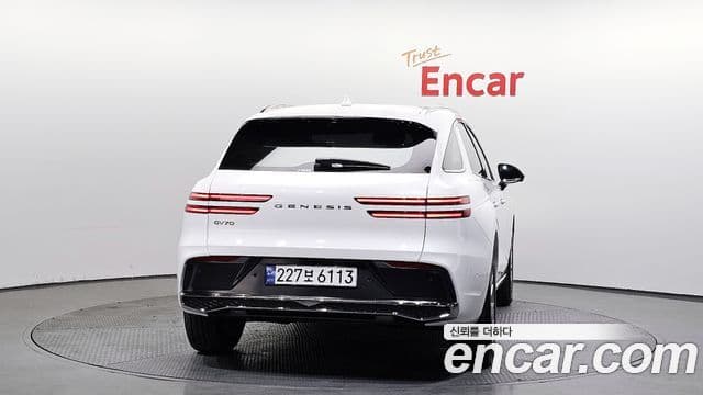 Genesis GV70, 2025 4