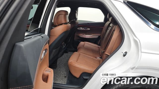 Genesis GV70, 2025 11