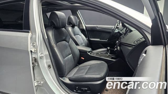 Kia The / новый Prestige K7 Prestige, 2012 10