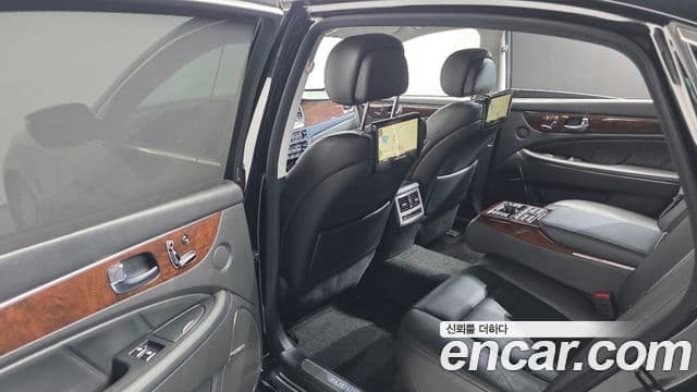 Hyundai Equus(новый кузов / новое поколение) Premium, 2013 18