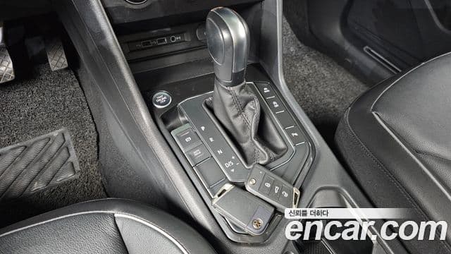 Volkswagen Tiguan 2세대 Premium, 2020 9