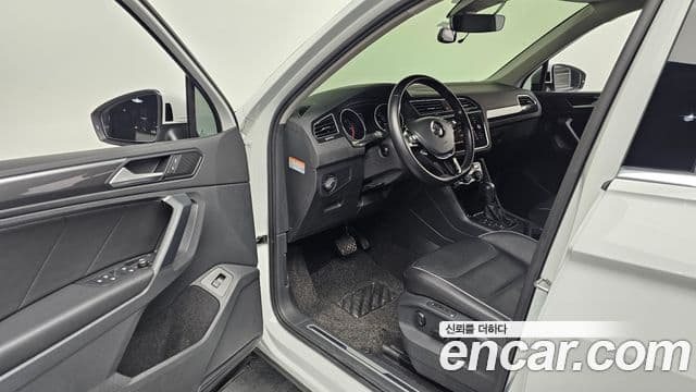 Volkswagen Tiguan 2세대 Premium, 2020 10