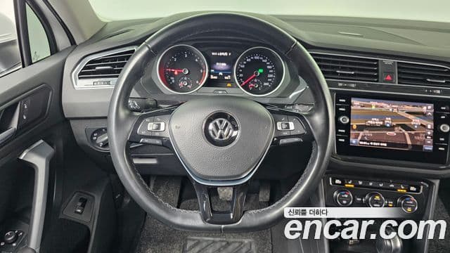 Volkswagen Tiguan 2세대 Premium, 2020 13
