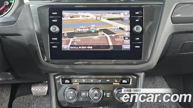 Volkswagen Tiguan 2세대 Premium, 2020 14
