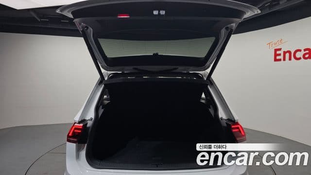 Volkswagen Tiguan 2세대 Premium, 2020 20