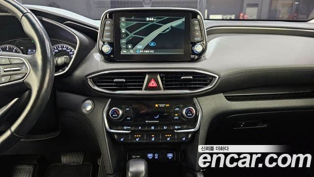 Hyundai Santa Fe TM Exclusive, 2020 14