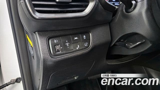 Hyundai Santa Fe TM Exclusive, 2020 16