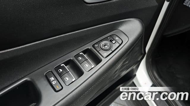 Hyundai Santa Fe TM Exclusive, 2020 17