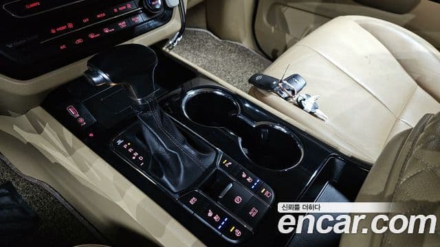 Kia The / новый New Carnival Special, 2019 9