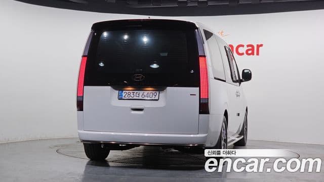 Hyundai Staria Inspiration, 2025 4