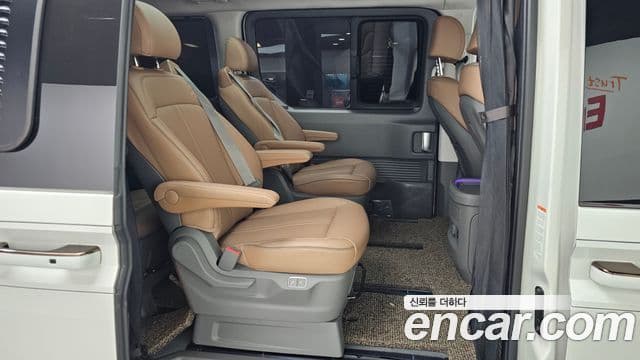 Hyundai Staria Inspiration, 2025 12