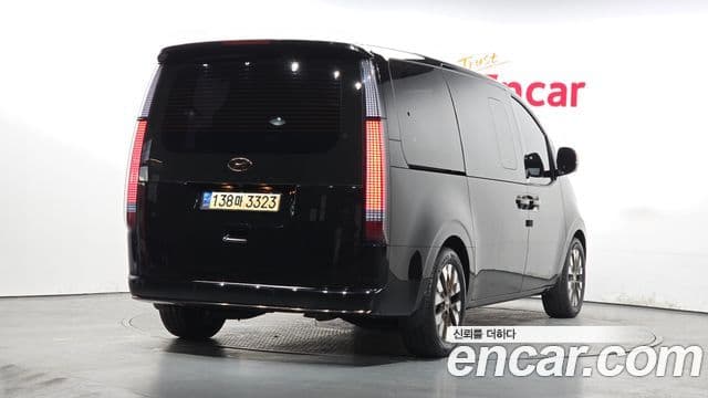 Hyundai Staria Inspiration, 2022 2