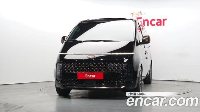 Hyundai Staria Inspiration, 2022 3