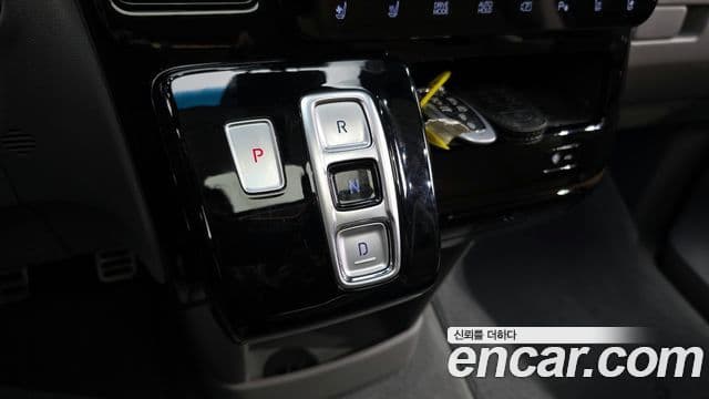 Hyundai Staria Inspiration, 2022 9