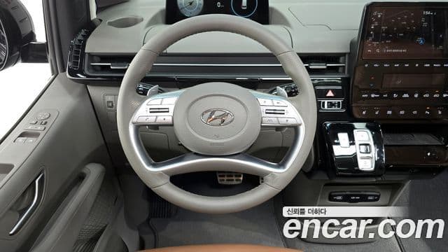 Hyundai Staria Inspiration, 2022 13