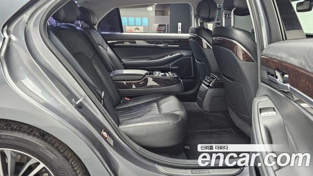 Genesis EQ900 Luxury, 2017 12
