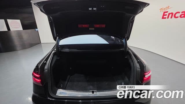 Audi A8 (D5) 55 TFSI Quattro LWB, 2020 20