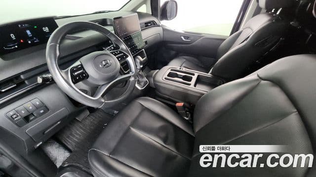 Hyundai Staria Modern, 2024 7