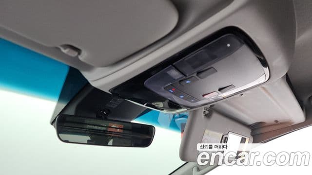 Hyundai Staria Modern, 2024 19